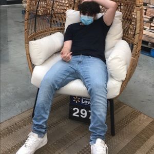 Meet your Posher, Edward